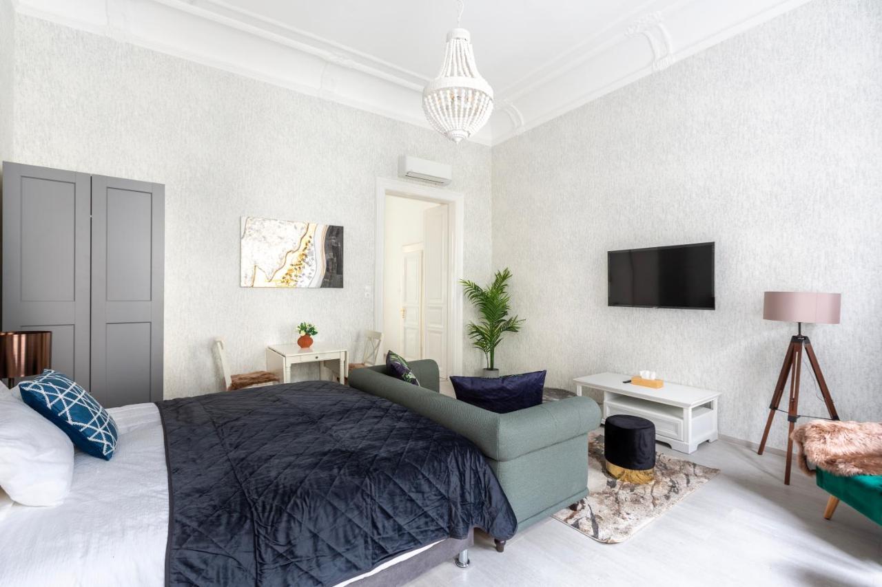 Lh Gallery Apartments Budapest Exterior photo